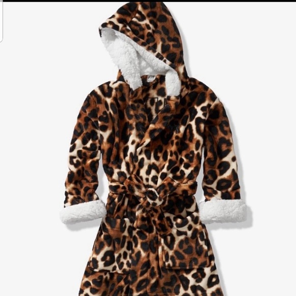 ❌SOLD❌PINK VS Sherpa Lined Robe XS/Small - Picture 2 of 7